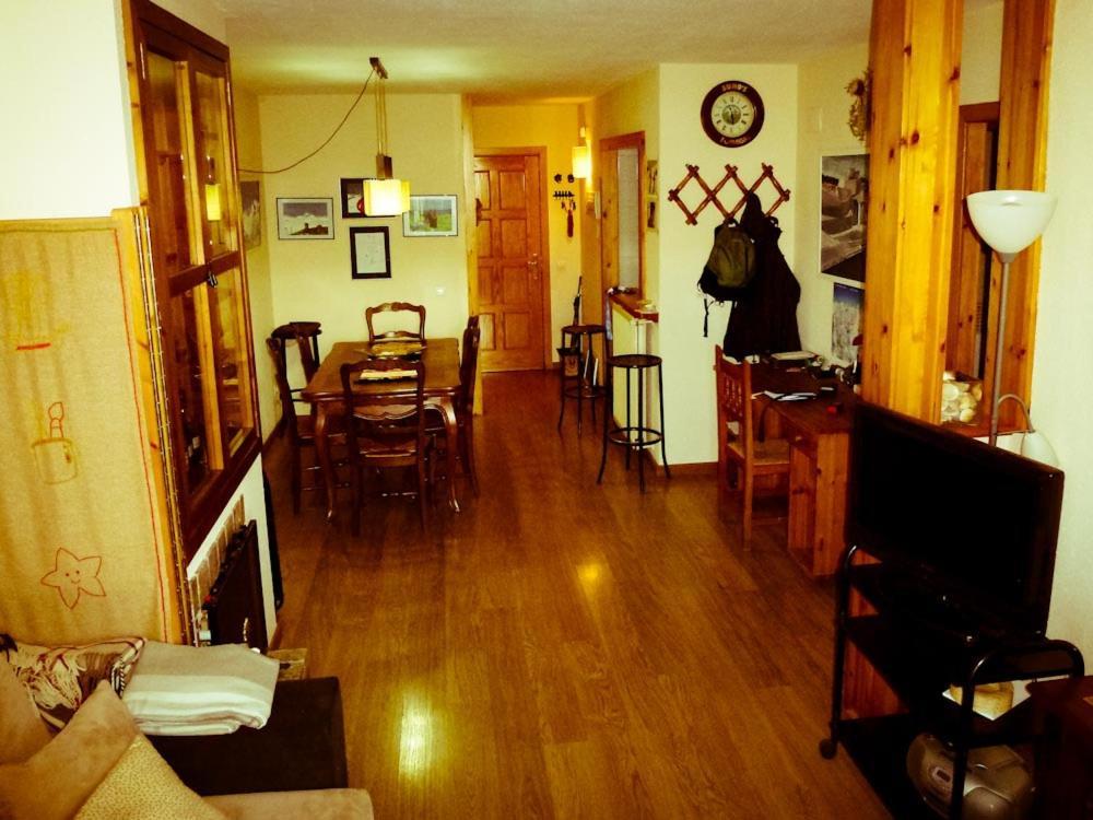 Apartamentos Formigal - Admite Mascotas 외부 사진