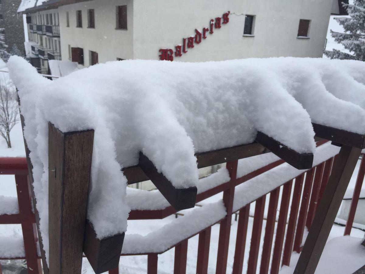Apartamentos Formigal - Admite Mascotas 외부 사진